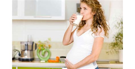Hamilelikte Dikkat Edilmesi Gereken Doğal Saç ve Cilt Bakım Önerileri